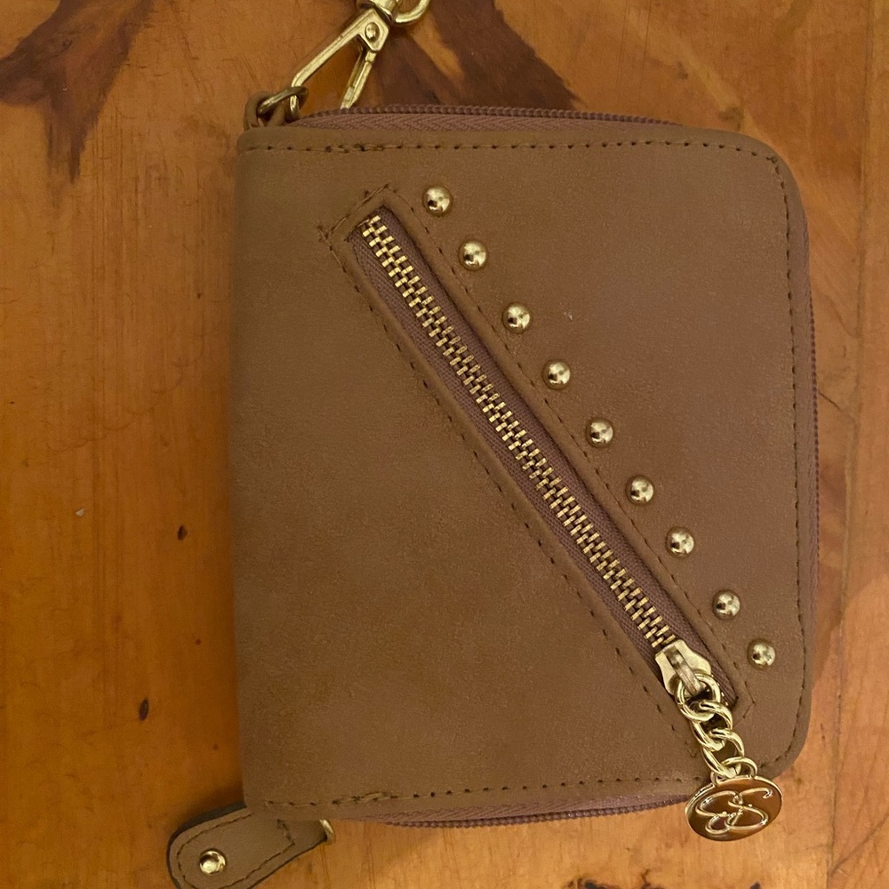 NEW 🆕 Jessica Simpson  Brown Wallet with Gold Studs and Zipper